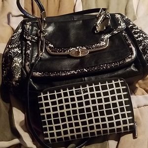 Coach purse and wallet